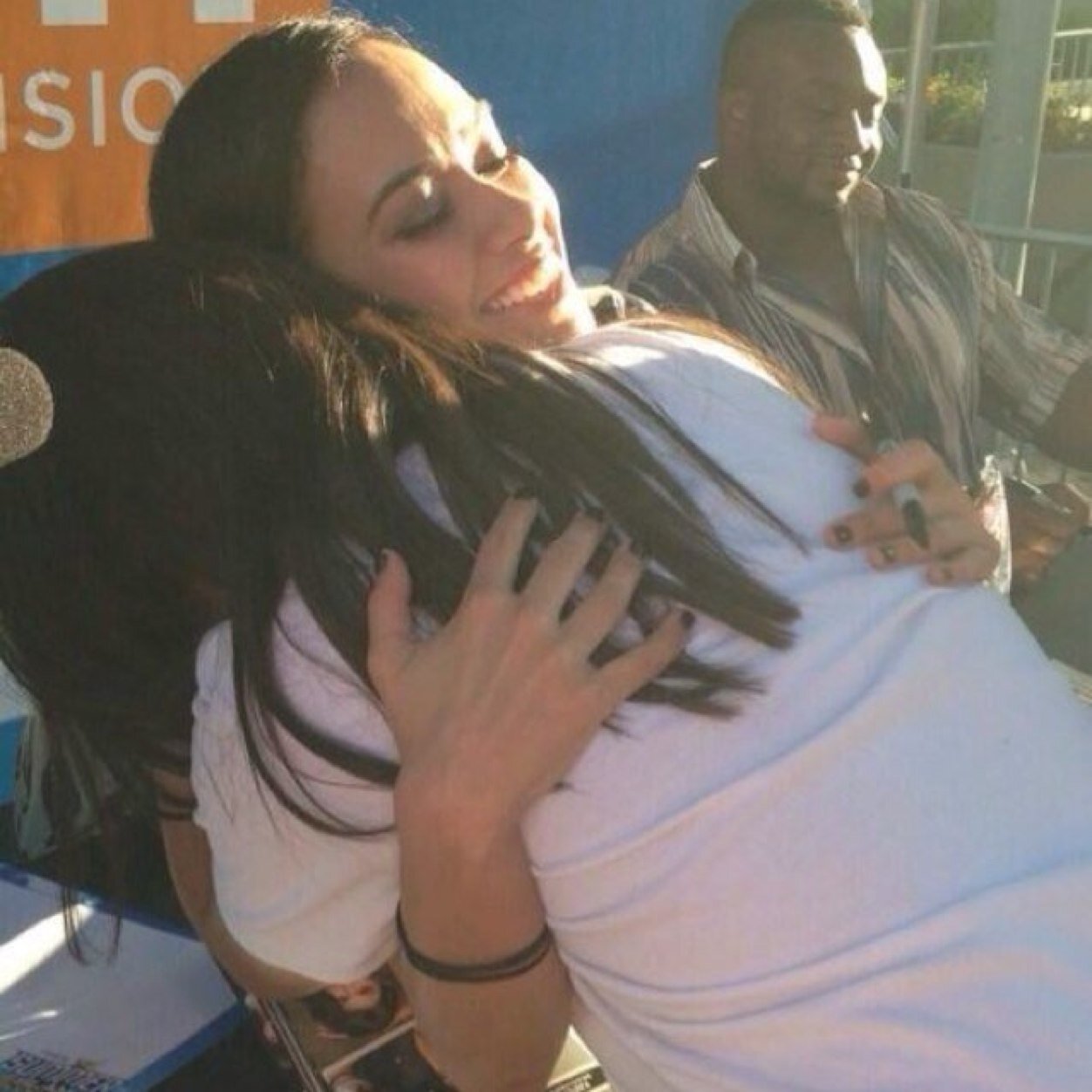 WWEAlyssa98's profile picture. #TeamAJ forever/ Vans obsessed/ WWE is my life/ Met April Jeanette Mendez Brooks on 8/17/13 and at WM31 /#Cenation/DEAN AMBROSE/