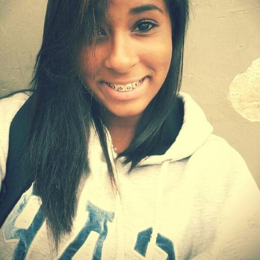 Pra que ser perfeito , Se sou feliz desse jeito!