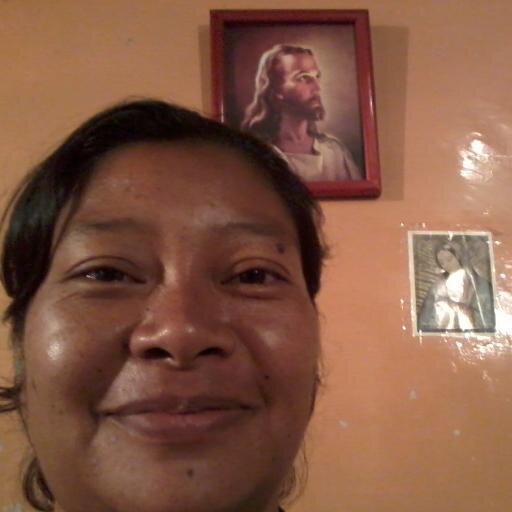 !Que el Señor le fortalezca en la alta tarea de configurar a Cristo en el corazón de sus hijos¡                                                      By: PDVLC
