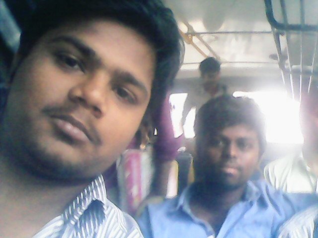 27994Karthi's profile picture. 