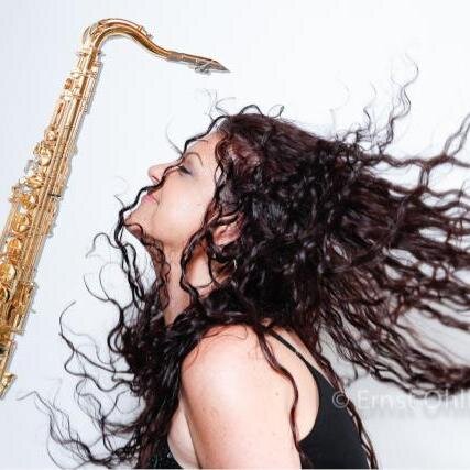 Digital Project Manager, Saxophonist and pianist. Never be afraid of taking on a new challenge.. you'll be amazed at what you might learn.