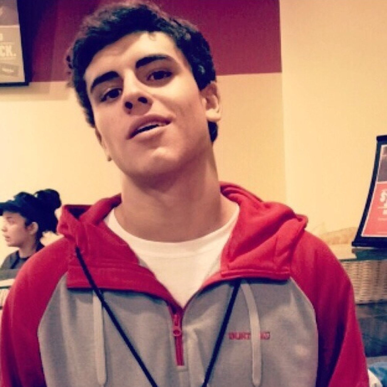 Free follow unfollowed (I'm checking) unless follow @gilinskyssugar she follows back!