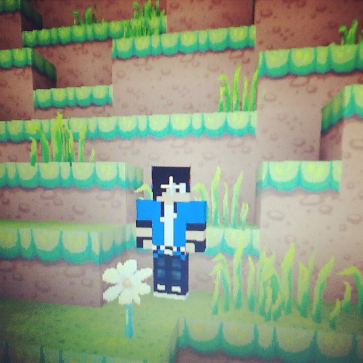 Schaut doch bitte mal auf meinem Kanal vorbei. Ich mache Minecraft Videos.