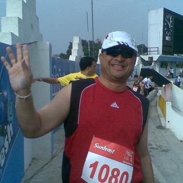 Runner, Cyclist, Foodie, Insatiably curious
Seeking the flow state through meditation in motion :-)