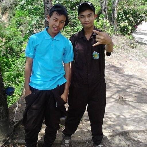 Visca barca | Cules 
Barcelona fc :) 

Jika bahagia itu sebatas mimpi,maka izinkanku tertidur selamanya=))