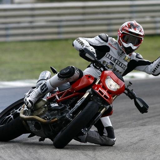 maazmukadam's profile picture. 