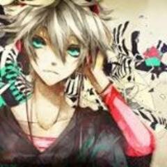 Suka : Anime
Hobi : Main Game Online