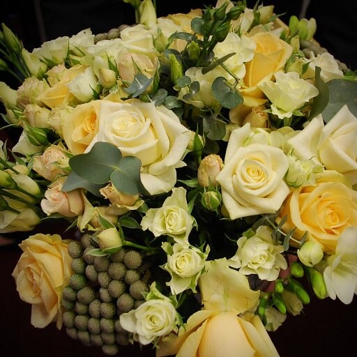 Event Florist based in Newton Longville Milton Keynes. Specialising in a bespoke service to create floral designs for every occasion.