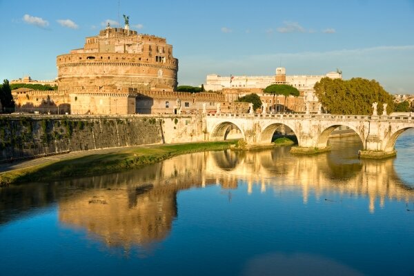 A guide to #Rome with information about attractions, hotels, restaurants, activities, transportation and more.
http://t.co/0HcCHRrbne