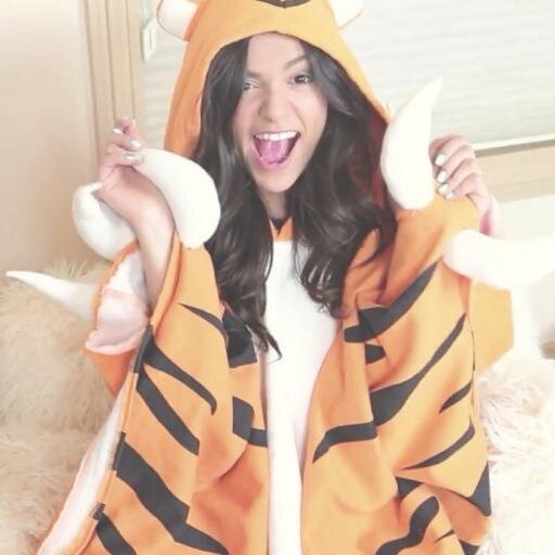Bethany Mota is QUEEN