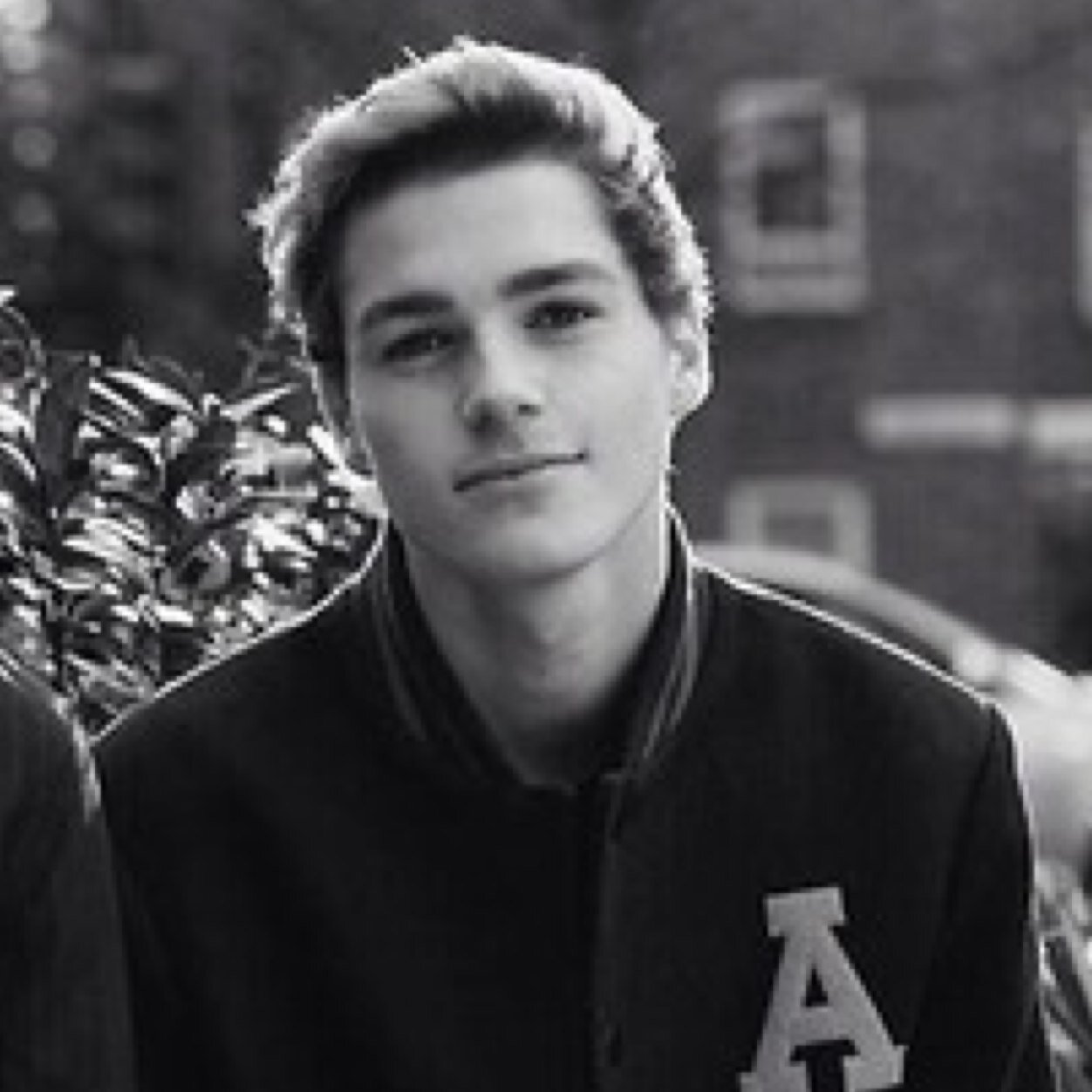 Nash Grier Followed 14/01/14 +           Will Tweeted & Favourited 14/12/13 + Jack & Finn both ignore me