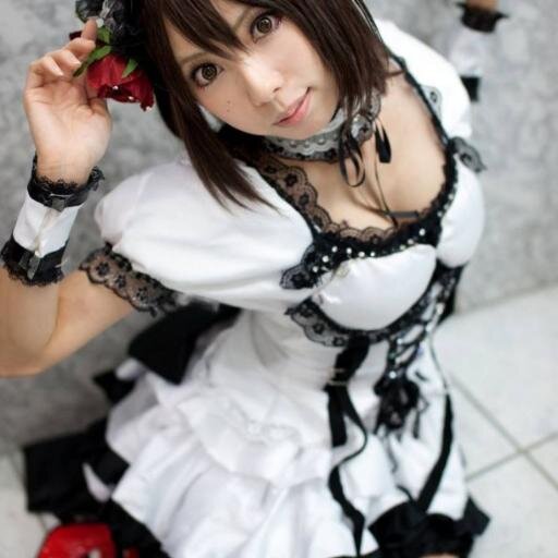 Hi. I'm Japanese. And I post Japanese beautiful girls pictures every day. If you want to see more pictures, please visit my website. Thank you!