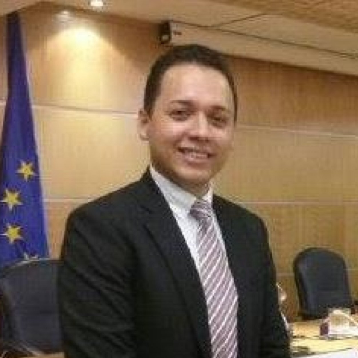 Derechos Humanos, Derecho Internacional Público, el Amor de Mamá.