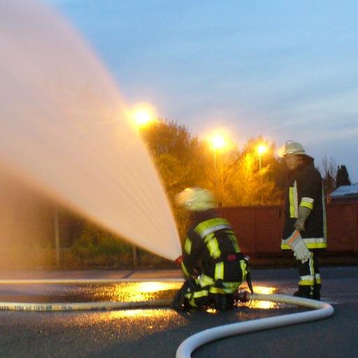 Die Freiwillige Feuerwehr Groß-Umstadt/Mitte mit aktuellen Einsätzen, Veranstaltungen und mehr.