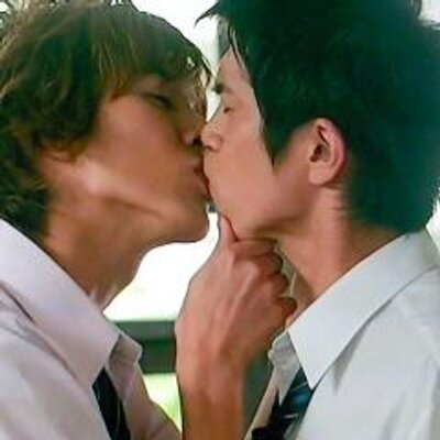 男同士のキス画像集めてみたyo Mens Kissのフォローしているユーザー ツイプロ