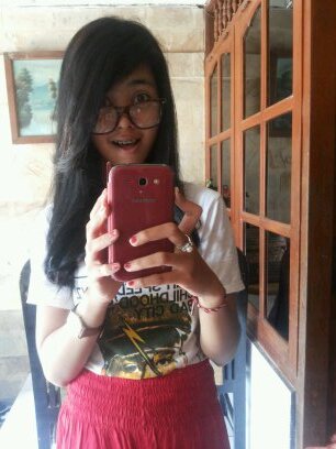 shintajelek40's profile picture. 