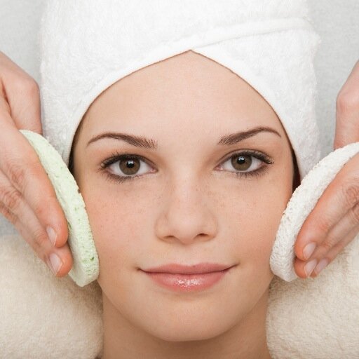 Beauty is only skin deep. That being said we all want to make sure our skin is deeply lovely. In my blog thebeautywithskin I explore how this can be possible.