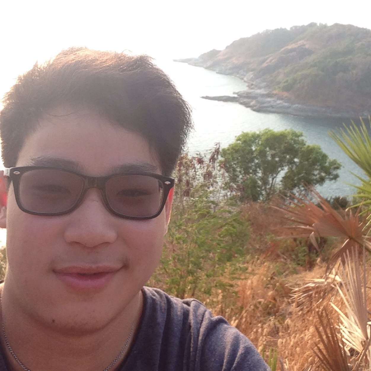 nuengpasut's profile picture. 