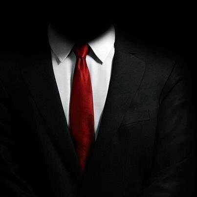 Bonhomme_Blanc's profile picture. Argent, logement, les flics, les gens, 
Comme un changement, depuis qu' j'suis blanc.