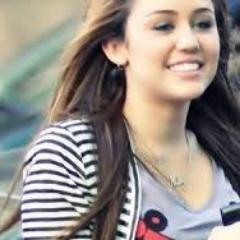 Jessica27020323's profile picture. 