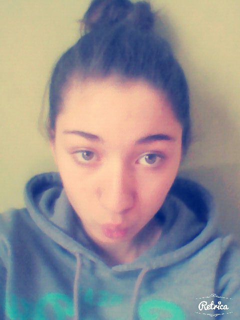 lisa_and_peace's profile picture. Hello it is Lisa adds me that we make single knowledge (Ps: I am French)