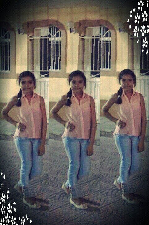 *-* princesa tu no eres mi amiga si no mi hermana te quiero muchoo reina y al resto de mis mejores amiga tambien las quieroo y muchoo!!  :)