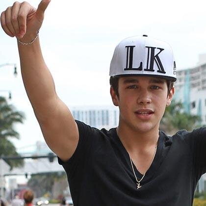 TheSecretOfAM's profile picture. Am just a Mahomie like another's i love shopping and dancing.
Dream come true on 25/09/2014.Thanks Austin love ya.