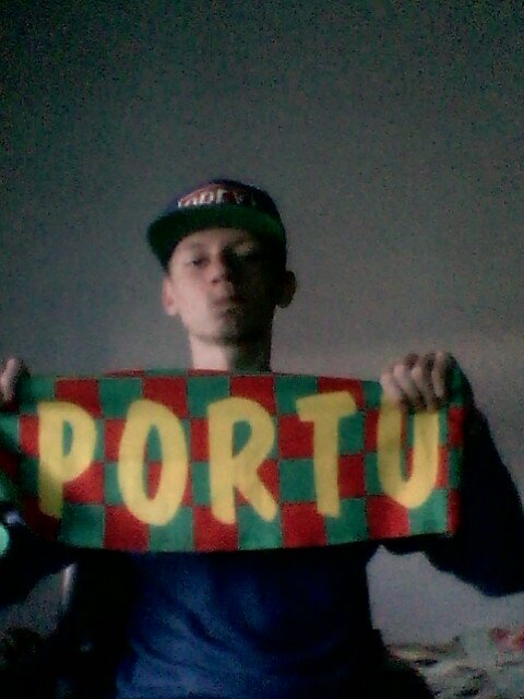 VladShavlovskyy's profile picture. Rock on!