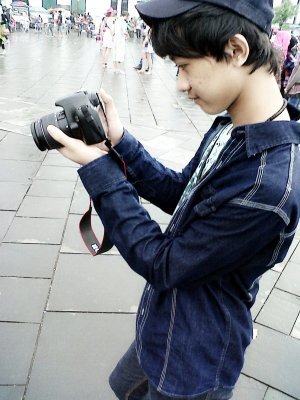 _aderyan's profile picture. 