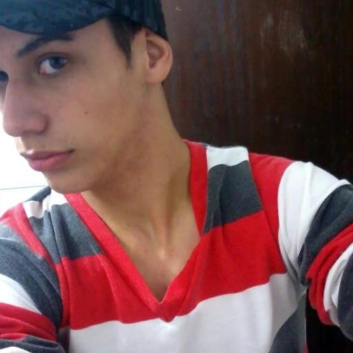 Os homens de poucas palavras são os melhores.