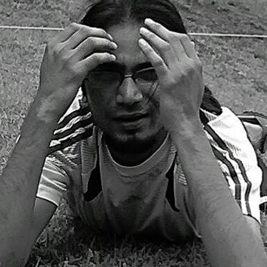 Vineet_breaks's profile picture. Writer, thinker, un-doer, sarcastic, caustic, idiotic, etc etc (Opinions are solely mine, Retweets do not imply agreement)