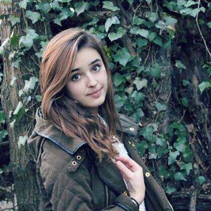 yashnimadhoo's profile picture. 