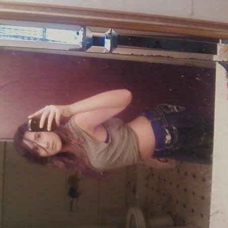 I'm a tomboy who likes to have fun love hanging out w/ the guys.#1FanGirl love reading comic books and superhero's.'m fun to be around but don't piss me off!!!