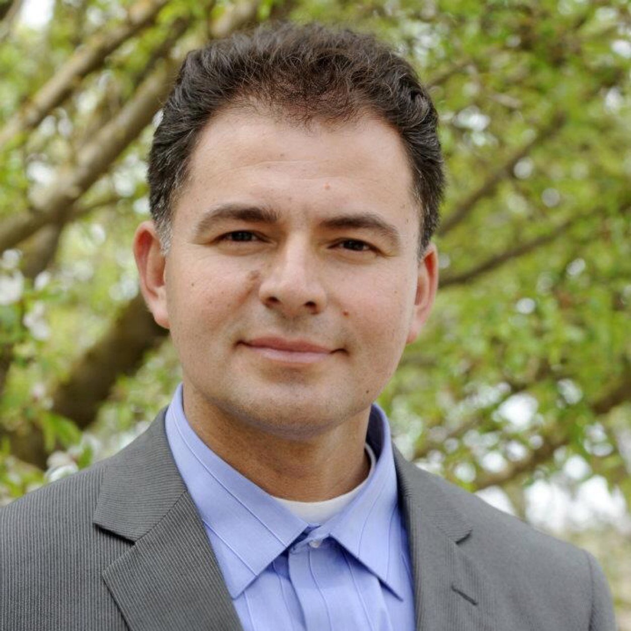 Candidate for State Assembly 32nd District. I am a small business owner, educator and veteran of the United States National Guard.
