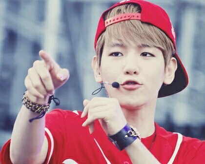 Don't follow this account. Follow @osm_jaenari or @hwanxingg for a free follow instead :)