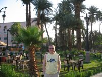 V1p2702's profile picture. Пора худеть - это когда ты покупаешь обруч, а он тебе как раз.