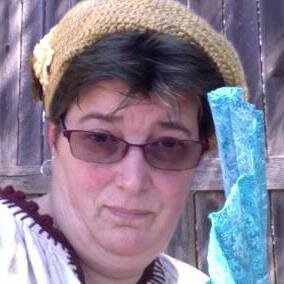 Gamer ~RPer ~ Tester ~ Moderator ~ Artist  ~ Writer ~ Steampunker ~ Mom ~ Caregiver ~  AKA Luka Melehan,