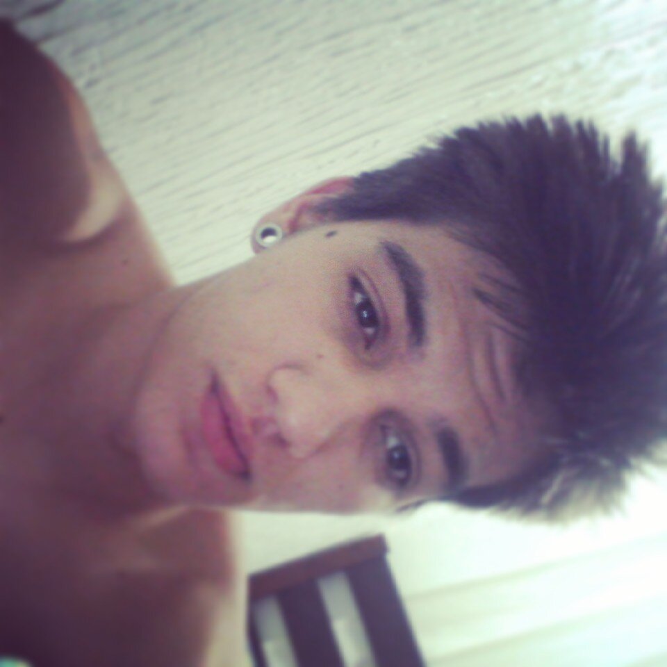 Cair, sofrer, errar, perder, se for pra me ensinar a viver, vale a pena ♫