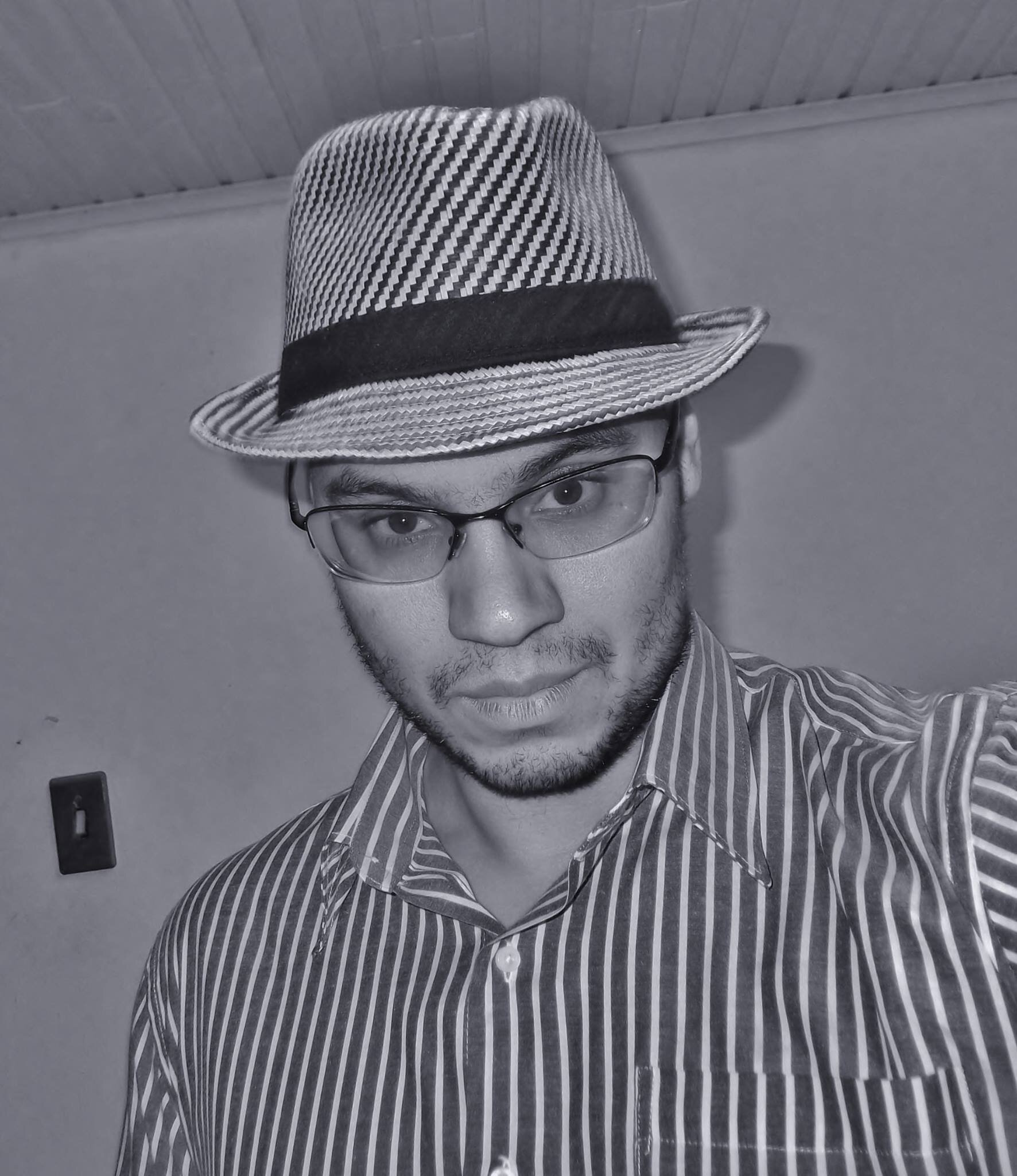 Nada é tão sincero . como eu pareço ser.