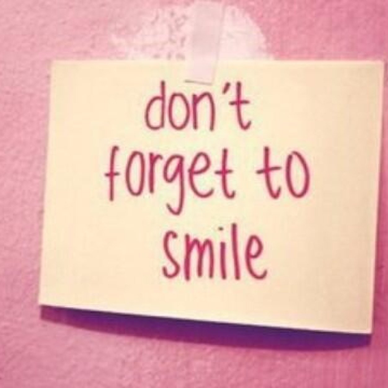 ~ You are all absolutely gorgeous and I hope you find a readon to smile everyday ~ Follow @AlyssaDavis4444 please? Ily
