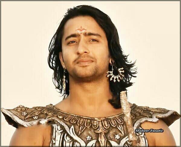 A brand new fan of Shaeer....Arjun...