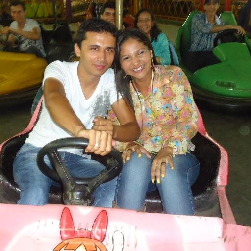 A vida é como um quebra-cabeça. O importante não é ter todas as peças, é coloca-las no lugar certo.