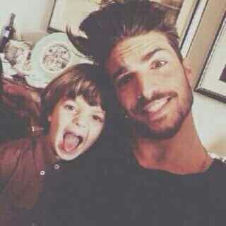 -كن لطيفًا محد رايق لك ترا -                               سعادتي ؟ @itznoouf