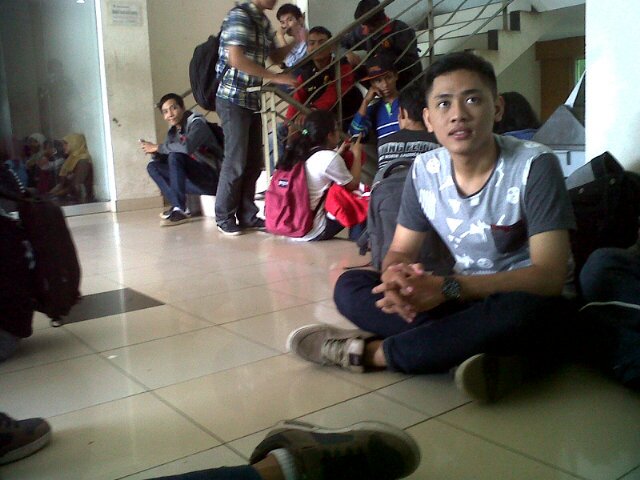 YogaPranataCr7's profile picture. Ig: @yogacr7 path:@yogacr7  (Pekerja keras N Mahasiswa , yang sederhana)