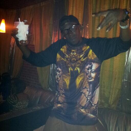 jUst tHought i waRn u whEn iM brOke i tUrn iNto a gAngSta...