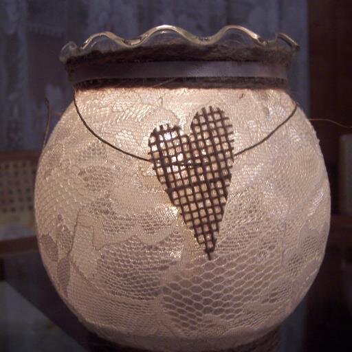 BurlapCreations's profile picture. I am addicted to burlap and make beautiful burlap guest books and other creations for weddings and special events!