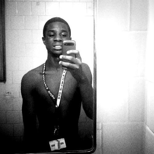 #TrapMusicEntertainment Promoter   #We Do it B16 #C/o 2016 #Stranahan #Senior