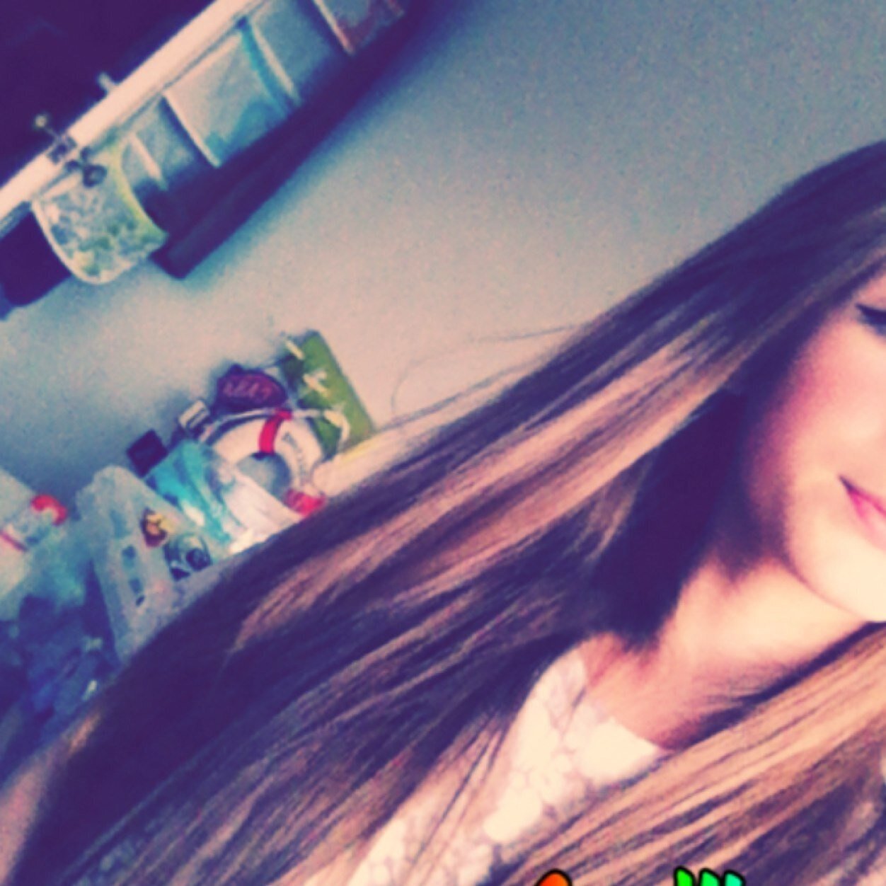 ~15 english, blah blah blah, oh yeah and I follow back~ new account~old account was @Eleanora_98~