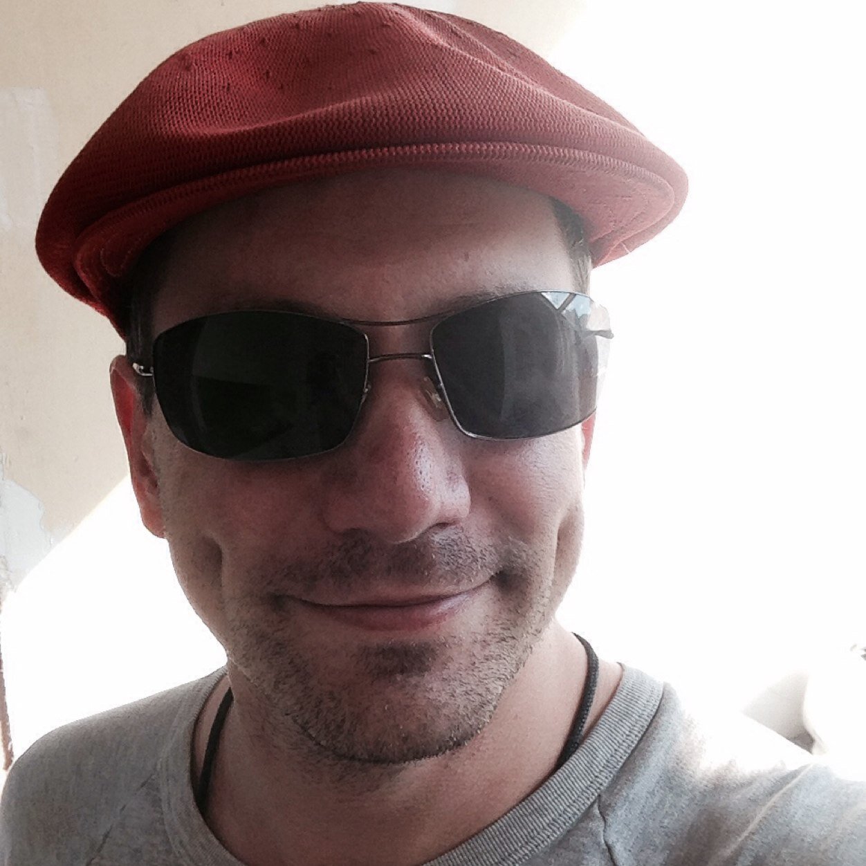 RobinDallimore's profile picture. Media Photographer almost 20yrs. Tweeting intriguing and fun imagery. 
Instagram - @robin_dallimore              Vine - @RobinDallimore  🍷  😀