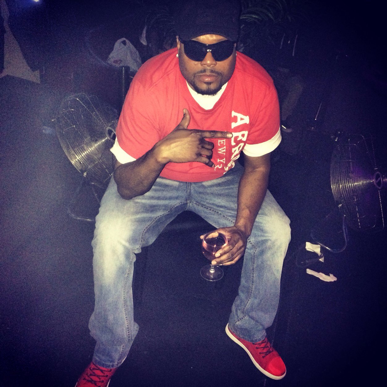 Djiconx's profile picture. MUZIK is a mission not a competition chk me out DJ CON X Saturdays live on Street Buzz Radio http://t.co/x3EzCNG2Si